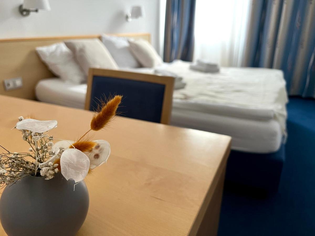 Hotel Jeruzalem Ljutomer Extérieur photo