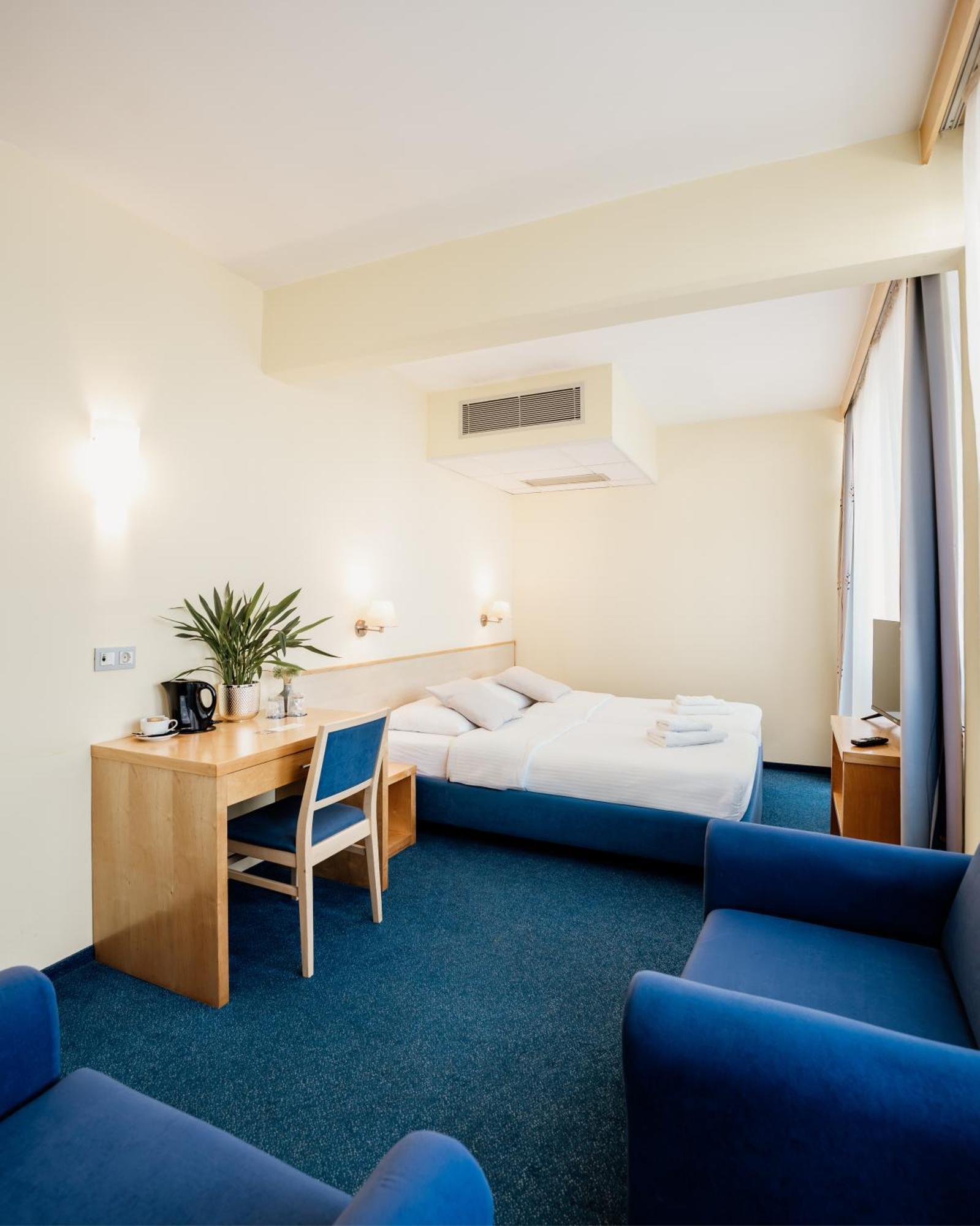Hotel Jeruzalem Ljutomer Extérieur photo